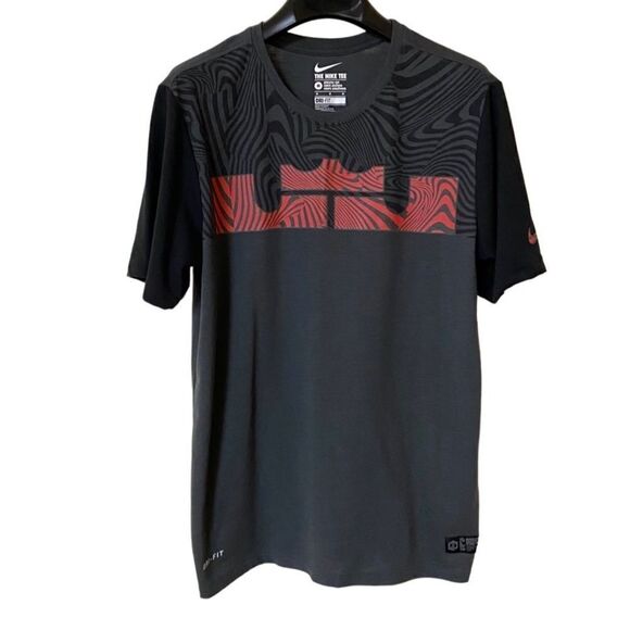 Nike Lebron James Court Vision Men’s Gray|Black Dri Fit Shirt Sz M - Picture 1 of 13